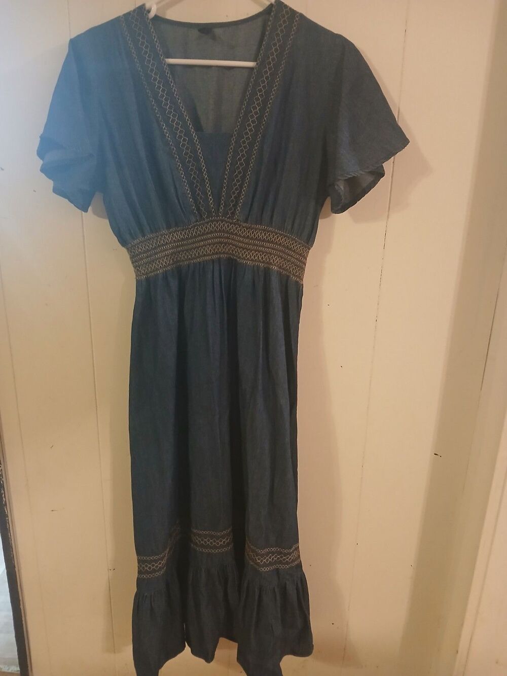 Indigo & Lace Womens Embroidered Smocked Waist Denim Peasant Dress  Size M Boho